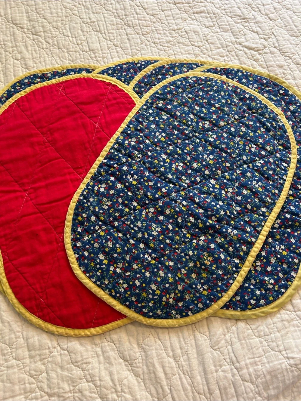 6 Vintage Reversible Quilted Placemats